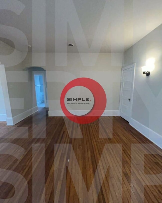 Photo - 556 Main St Unit B1