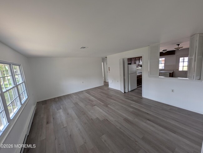 Photo - 1042 Aberdeen Dr