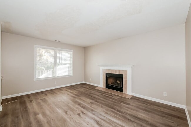 Photo - 8538 Baypointe Dr