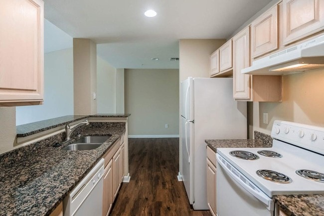 Live Oaks Apartments