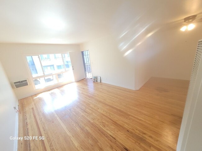 4159 Somerset Dr