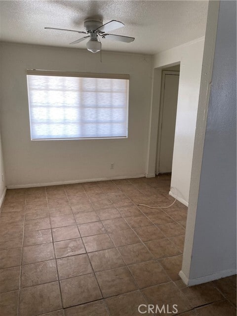 Photo - 19216 Kendall Dr