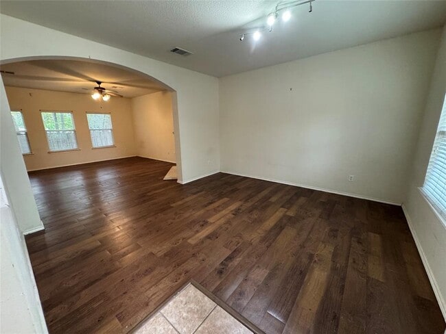 Photo - 2053 Rachel Ln