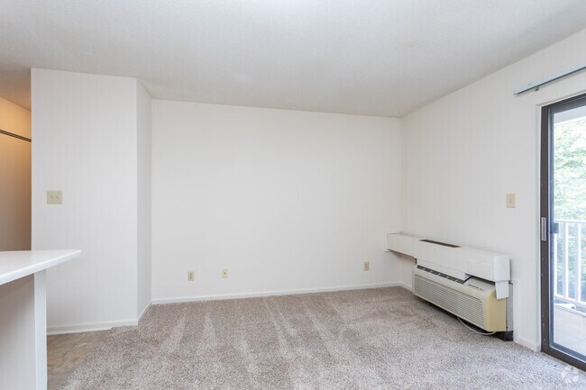 1BR, 1BA - 500SF- Living Area