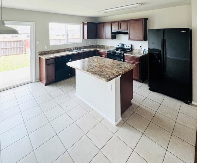 Photo - 114 Brushy Creek Ln