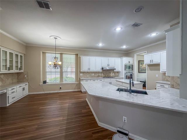 Photo - 1107 Normandy Dr