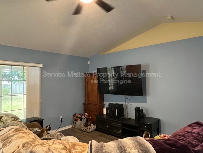 Photo - 2439 Redoubt Ave