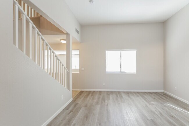 Photo - 3733 W Dunbar Dr