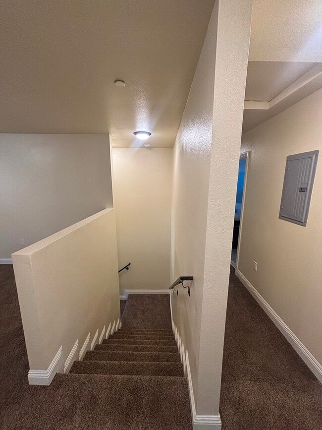 Photo - 428 W 75th St