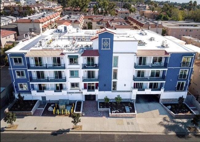 Building Photo - Commerce Villas Apartments