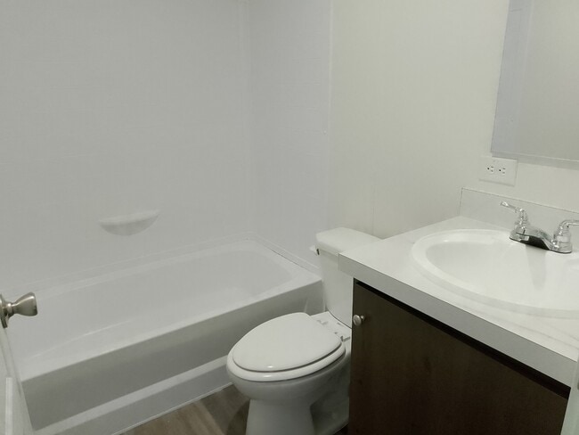 Photo - 16 Alma Ln