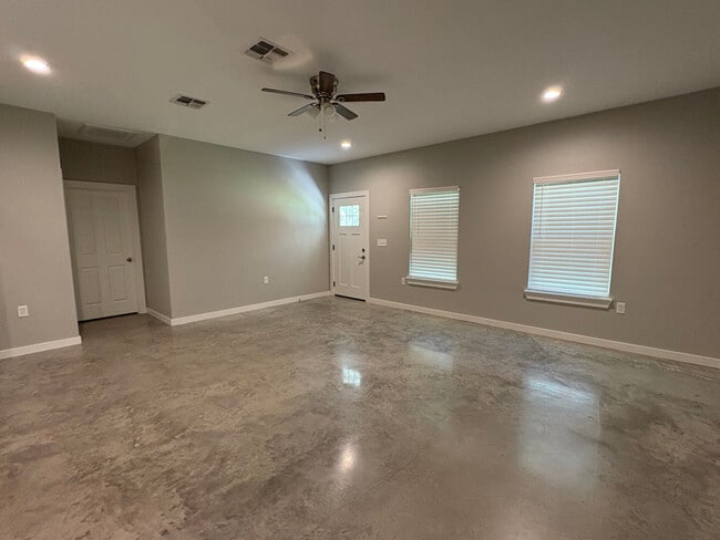 310 Spring Lake Dr
