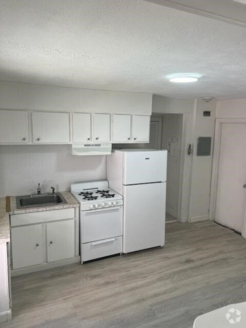 Building Photo - 332 Revere Beach Blvd Unit 5 Rental