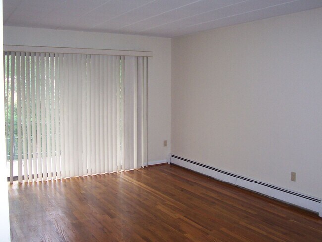 Photo - 539 Lowell Ave Unit 539-02