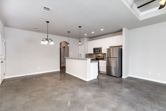 Photo - Charming & Spacious Duplex Retreat in Seguin!