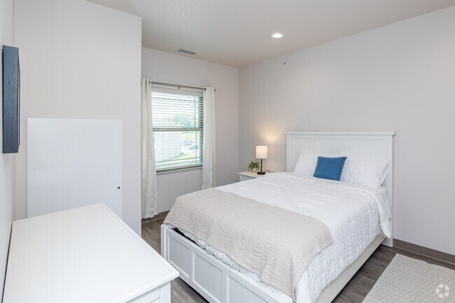 2BD, 2BA - 985SF - Bedroom