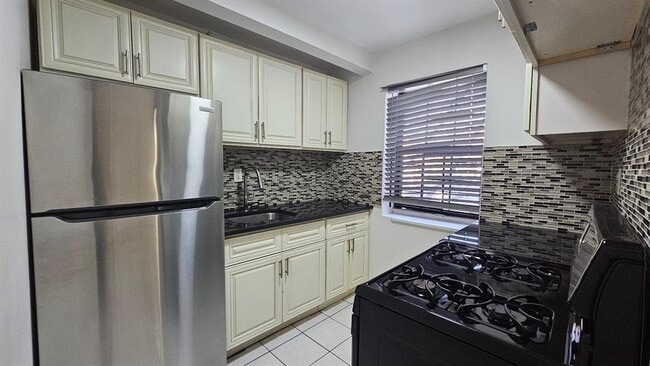 Photo - 144-17 79th Ave Unit 2D