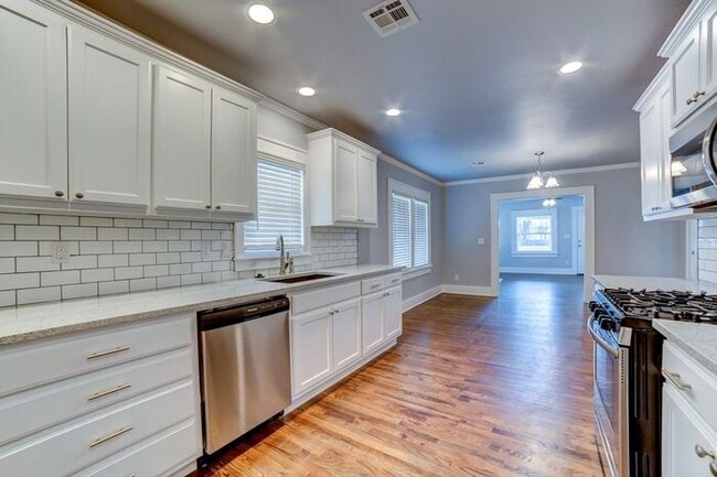 Photo - Classic Charm With All New Amenities 3/2 House!