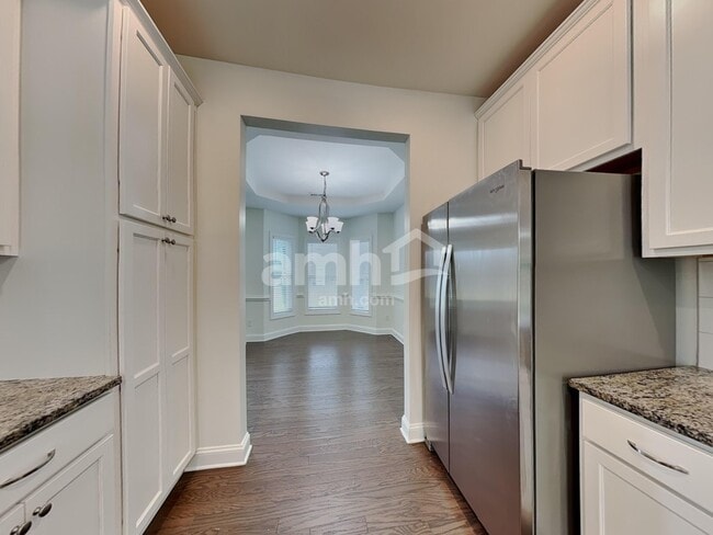 Photo - 112 White Ash Ln