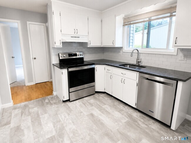 Photo - 501 Summer Hill Dr Unit 501