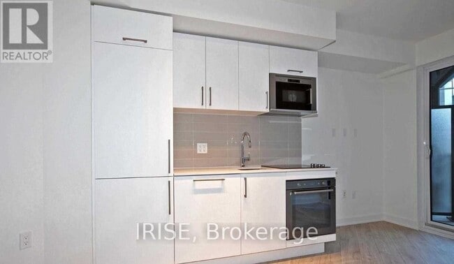 Photo - 27 Bathurst St Unit 601w