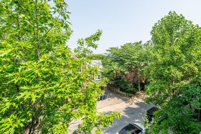 Photo - 4 Treford Pl Unit ID1345766P