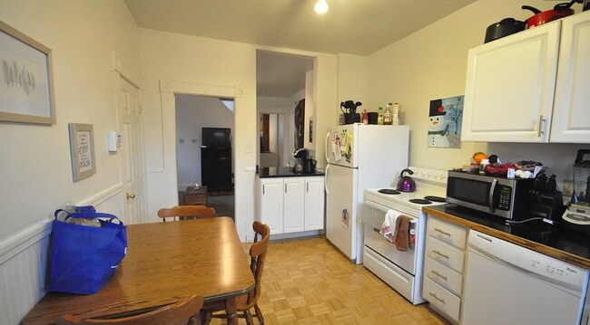 Photo - 456-458 Sycamore St Unidad 458