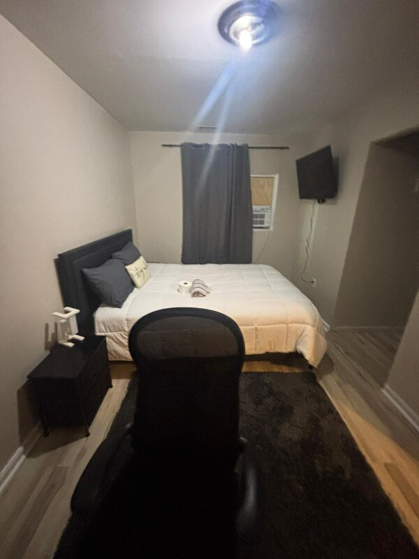 Photo - 240 W Ann Arbor Ave