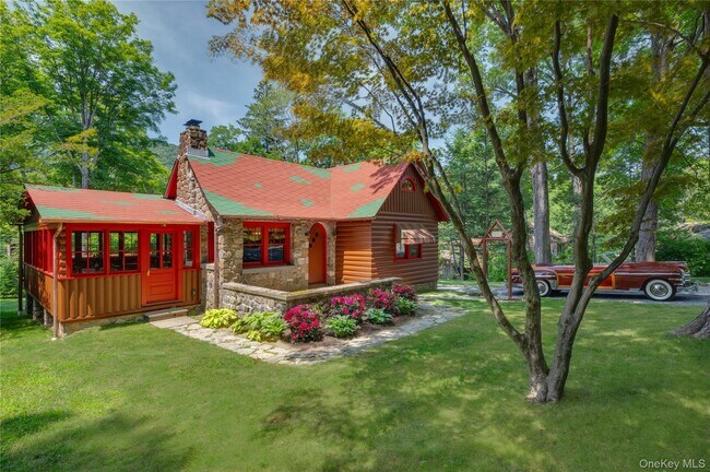 Photo - 16 Locust Dr