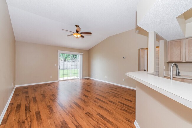 Photo - 2963 Waters View Cir