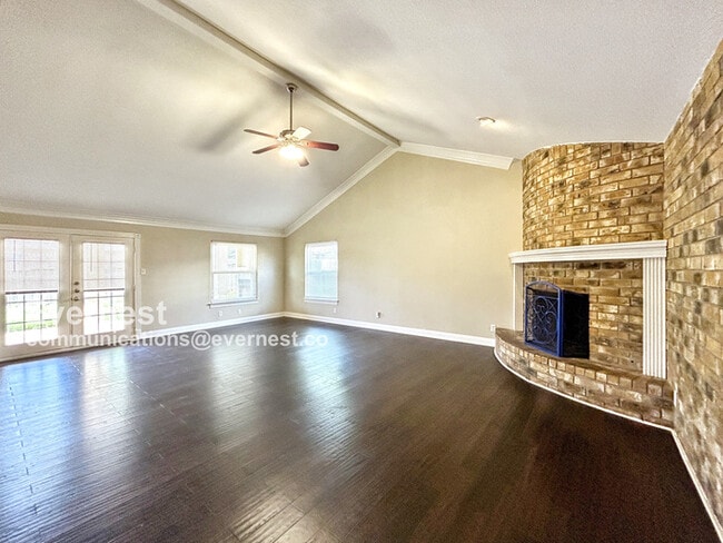 Photo - 2701 Deeringhill Dr