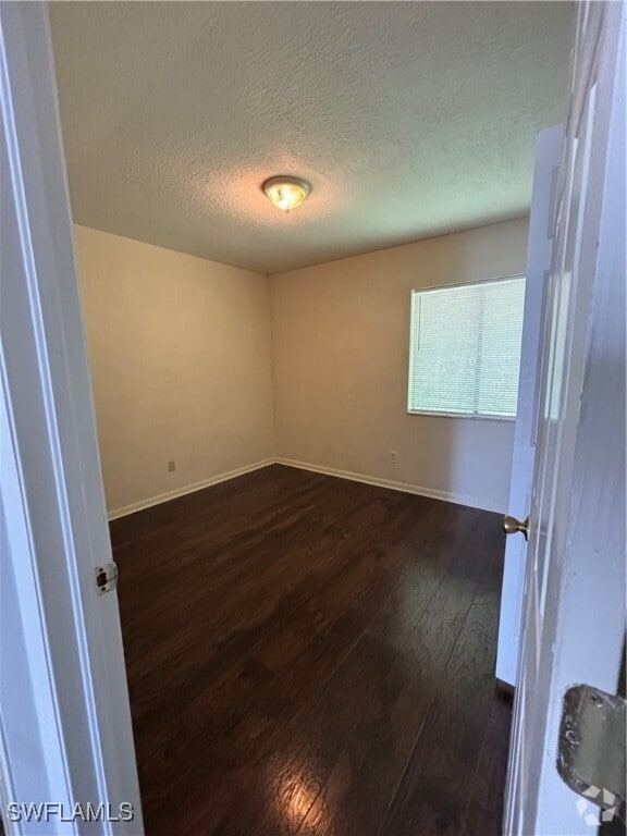 Building Photo - 4625 Bayshore Dr Unit D10 Rental