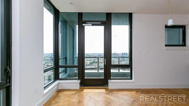 Photo - Wythe Avenue Unit 1701