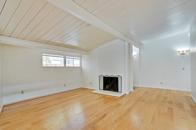 2719 Greer Rd