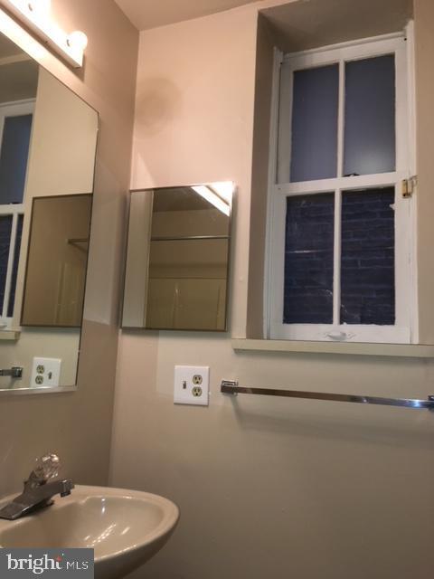 Photo - 1906 Fairmount Ave Unit 4