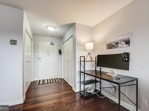 Photo - 1900 Lyttonsville Rd Unidad 1105