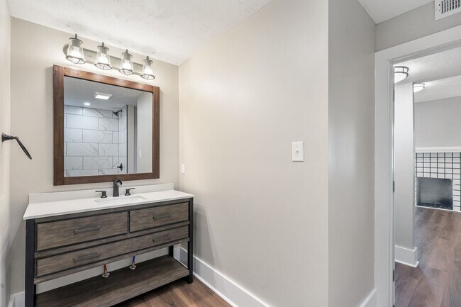 Photo - 1646 Potomac Avenue Unidad 1