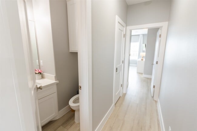 Photo - 809 Todville Rd