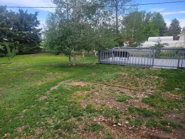 Photo - 3913 E 109 N