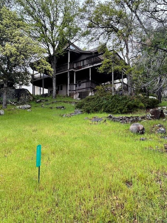 Photo - Cozy three bedroom two bath in Lake Wildwood