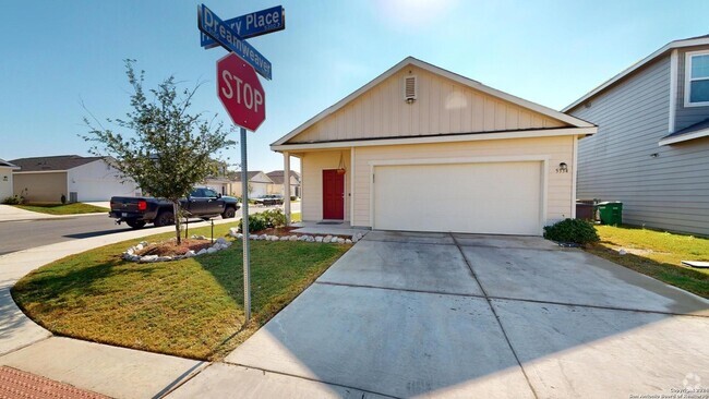 Building Photo - 5334 Hickory Pl Rental