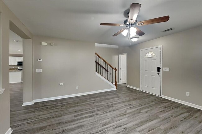 Photo - 147 Cedar Bay Cir