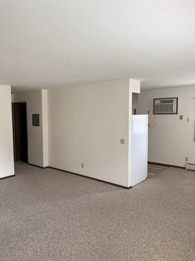 Photo - 117 W Grant St Unit 117 West Grant St