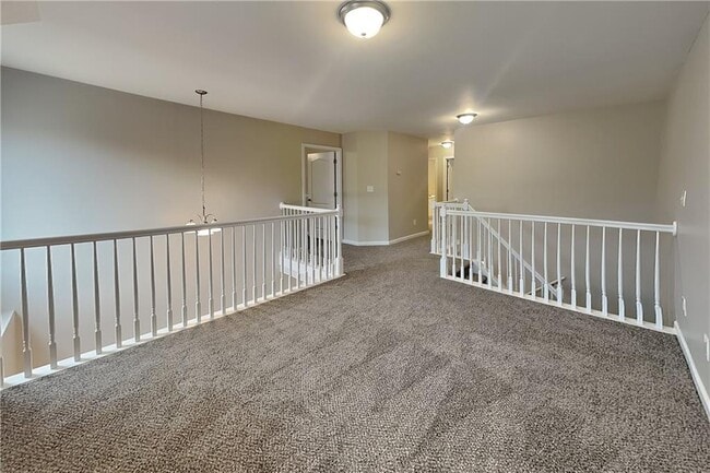 Photo - 331 Mirramont Ct