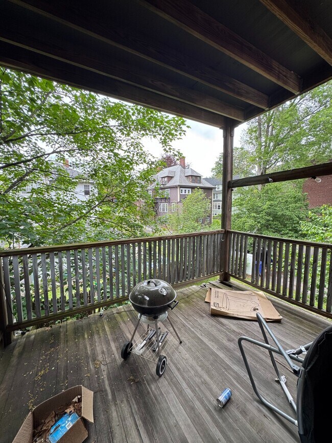 Photo - 104 Strathmore Rd
