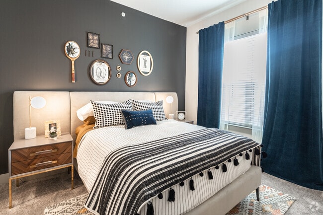 1HAB, 1BA - 759&nbsp;ft² - Griffis Frisco