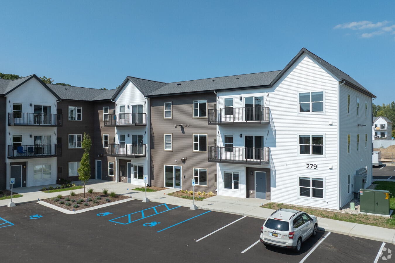 Photo - Lakewood Place Apartment Village