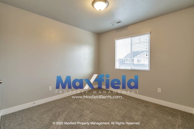 Photo - 529 Fox Chase Dr