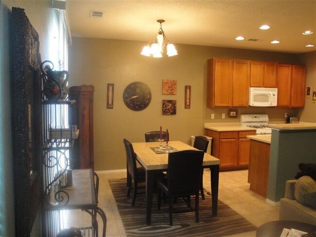 Photo - 12504 Woodland Ave NE