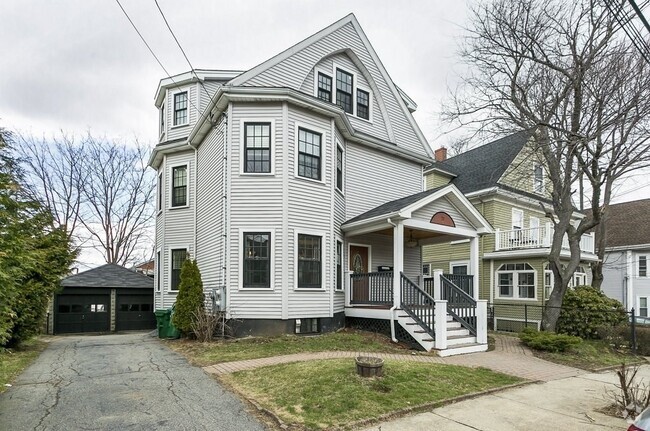 Building Photo - 77 Adams St Unit 1 Rental